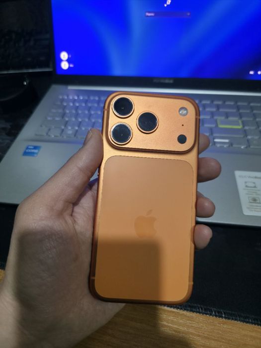 I Phone 17 Pro Orange 256GB
