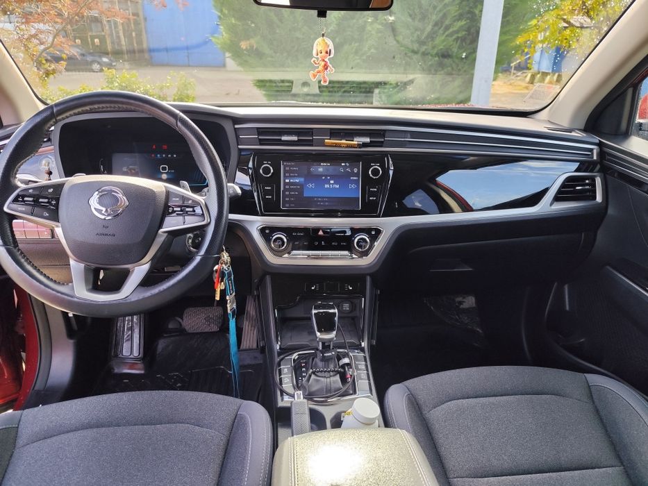 Vînd ssang Young korando model style plus AT inmatriculată în 2023