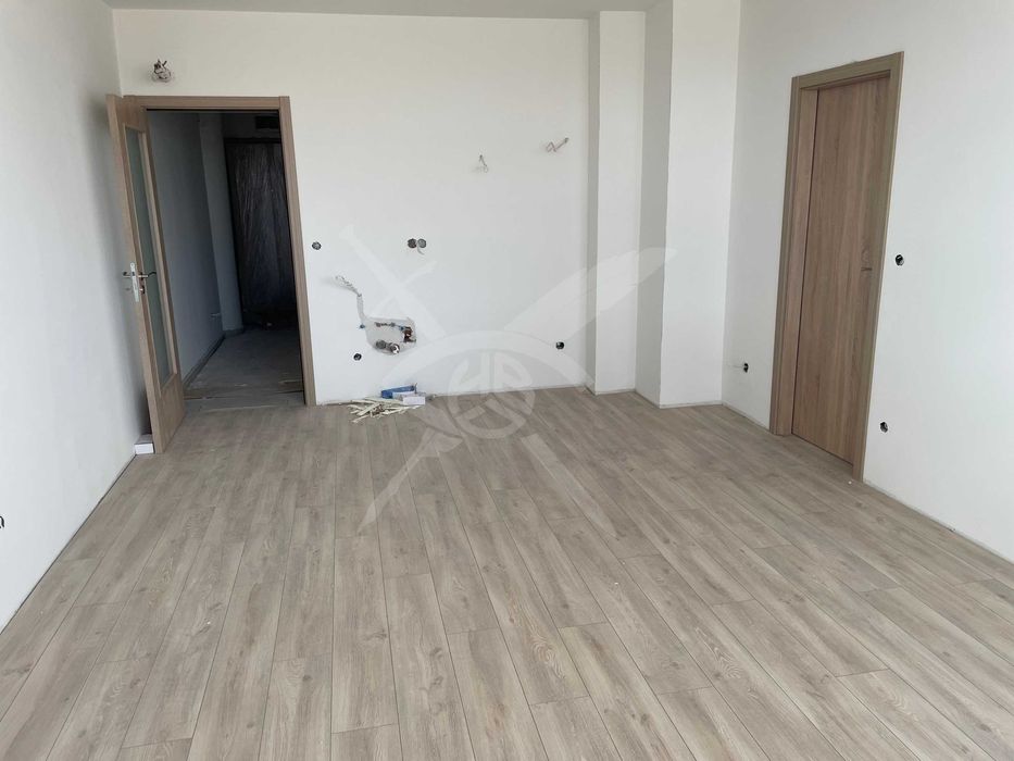 Продава се Тристаен апартамент в София, Дружба 1 - 64 кв.м за 1844 €/кв.м - Снимка #2