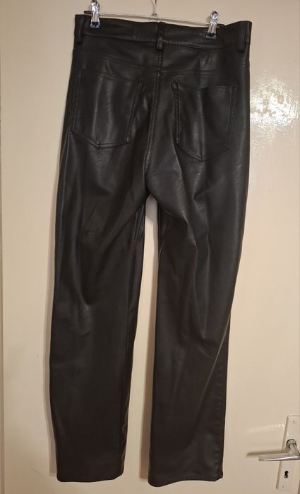 Pantaloni piele H&M mărimea 38