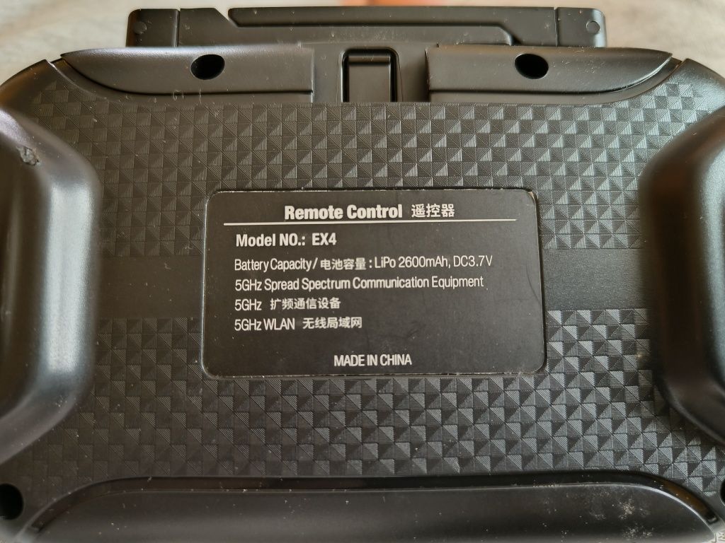 Dron pro eachine EX4