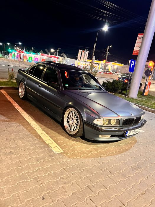 Vând/schimb BMW e38 7.35i V8