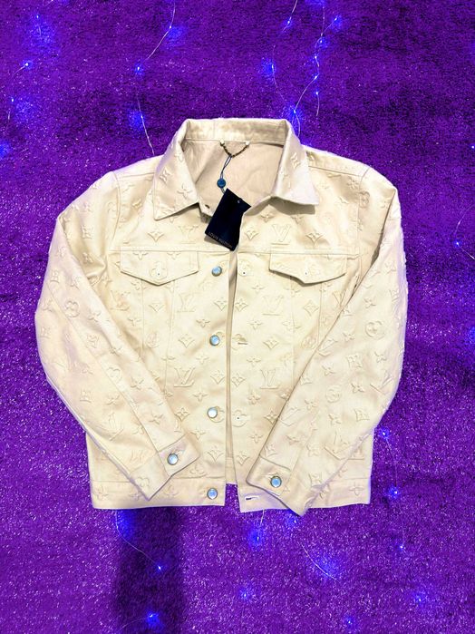 Geaca De Blugi LV Crem Calitate 1