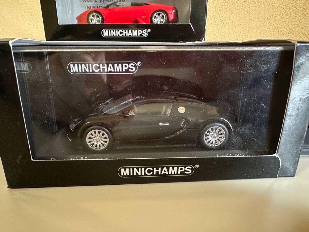 Macheta Bugatti Veyron 1:43 Minichamps