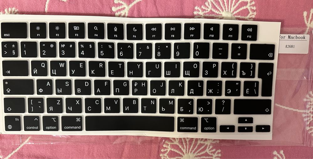 Силиконовая накладка на клавиатуру макбук