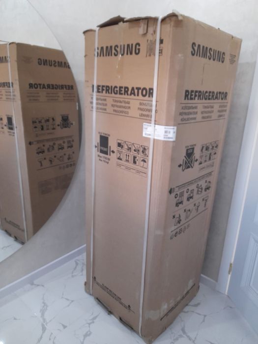 Продаеться Холодильник