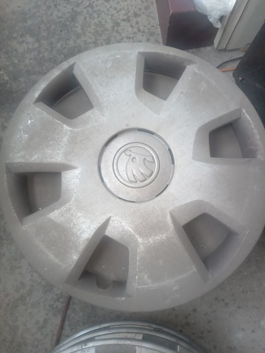Capace roti originale Skoda pe 15