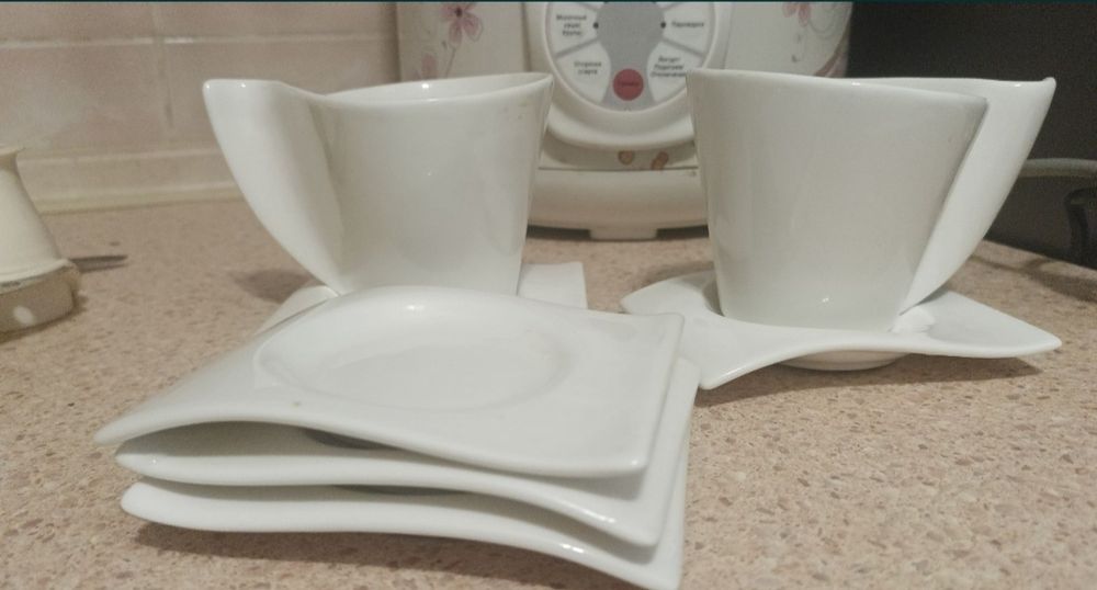 Фарфоровые чайные пары белые + блюдца