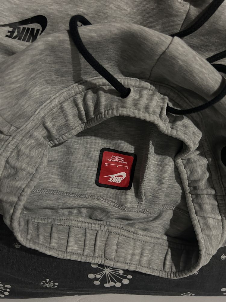 Nike Tech Fleece суичър и долнище размер С