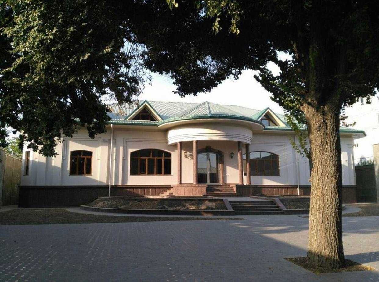 Нежилой Фонд 1500м2 Центр м-в. Лабзак 9 сот вдоль Буз-Су Офис; Бизнес
