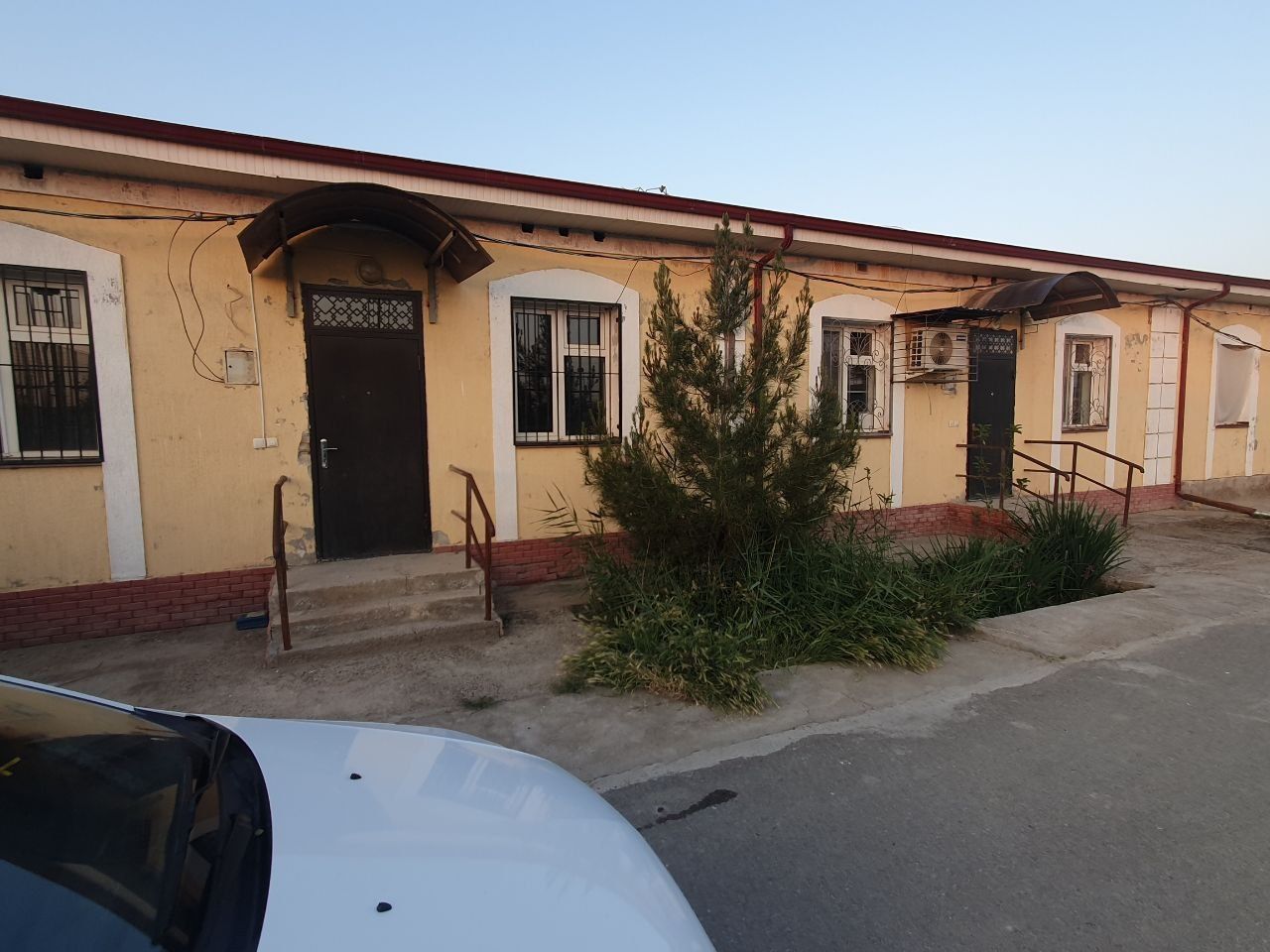 Tez va arzon uy sotiladi
