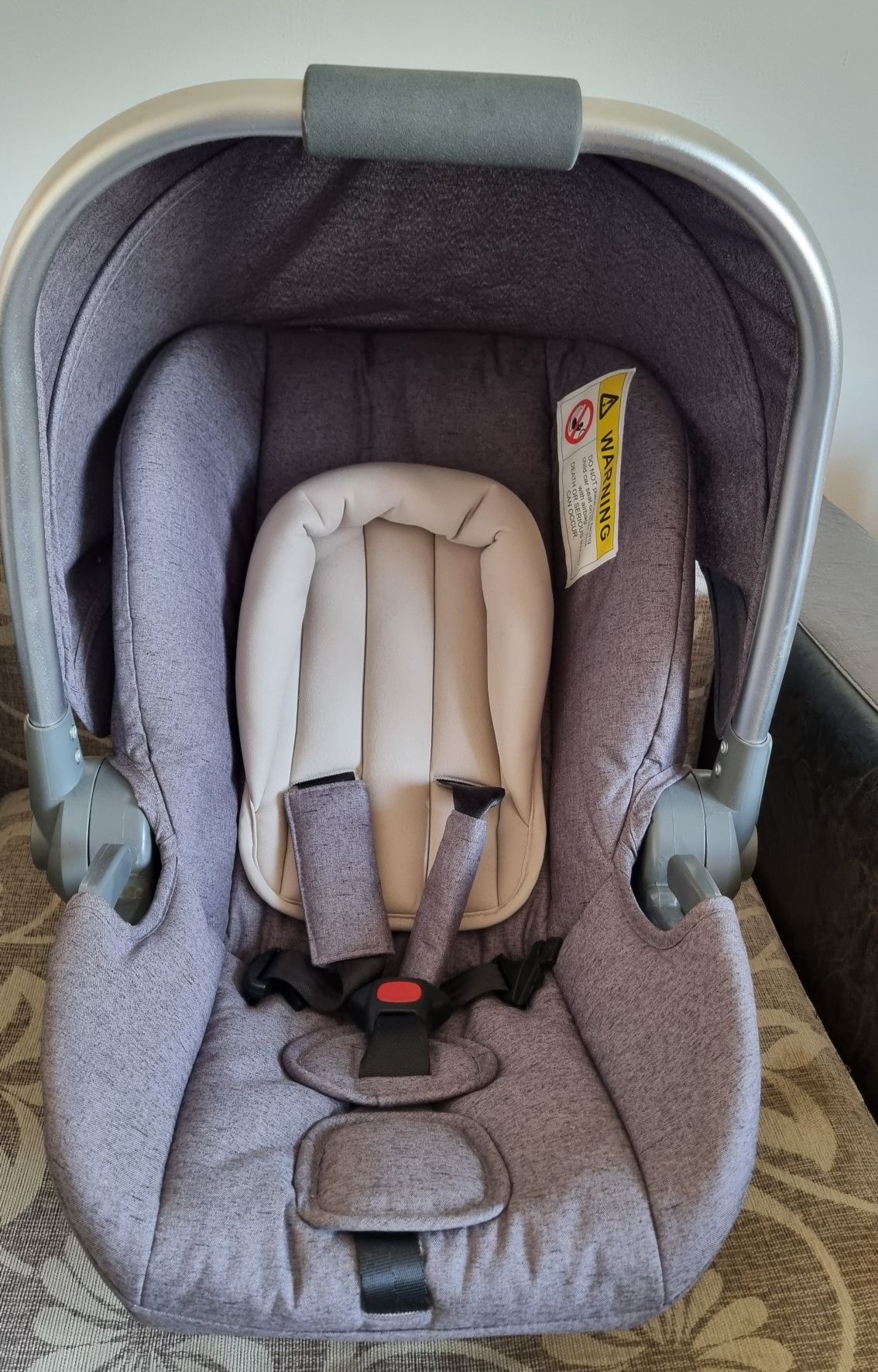 Vând scoica auto bebe