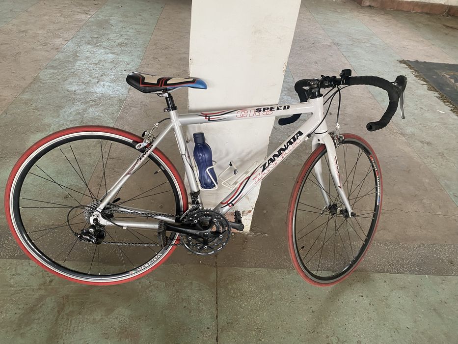 Bicicleta cursiera zannata GR 8 speed de dama sau adolescent