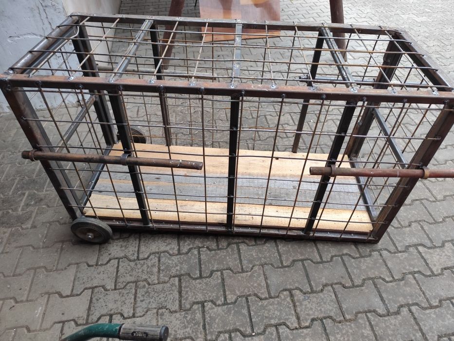 Ladă  de transport porci