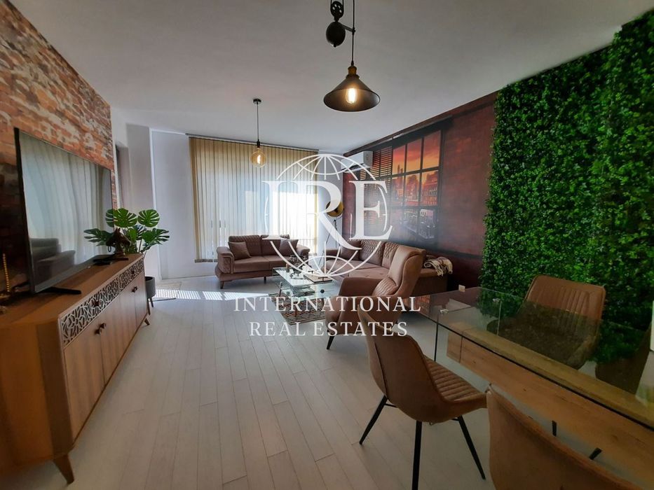 Продава се Тристаен апартамент в Варна, Център - 137 кв.м за 4234 €/кв.м - Снимка #4