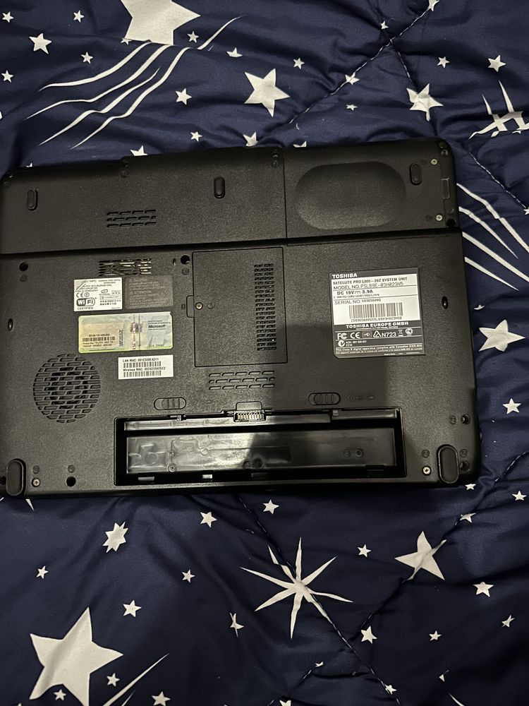 URGENT Vand laptop toshiba