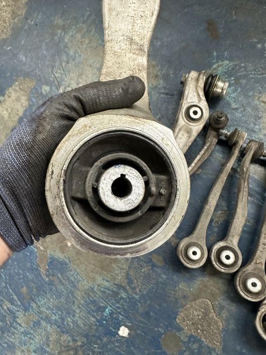 Brat curbat bascula audi a4 b8 a5 a6 a7 q5