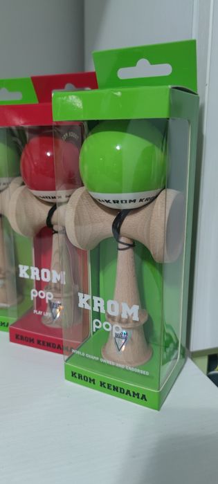 Kendame Krom Pop Lol, noi