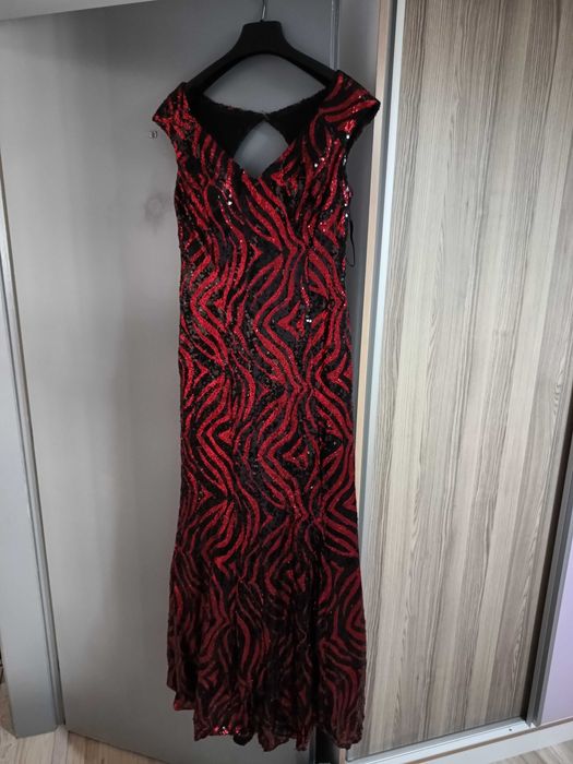 Rochie ocazie din paiete