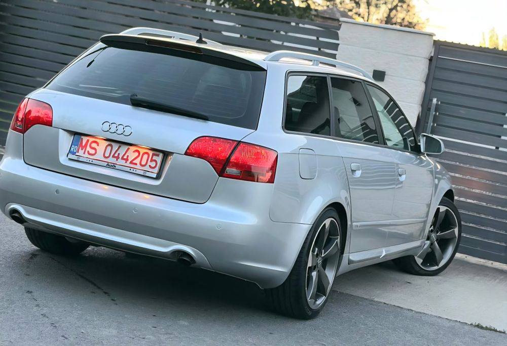 Audi A4 S-line plus, 170cp, navigatie, jante Rotor