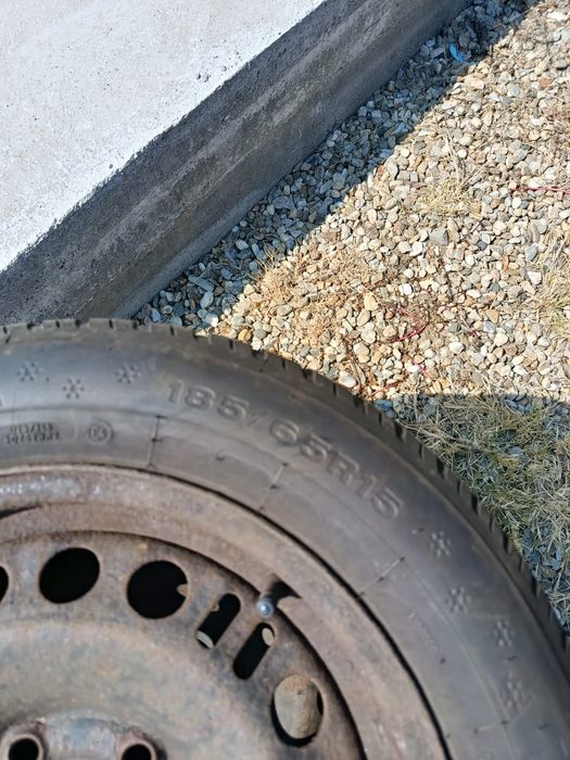 Cauciucuri de iarnă 185/65/15  88T Dunlop Winter Response-2