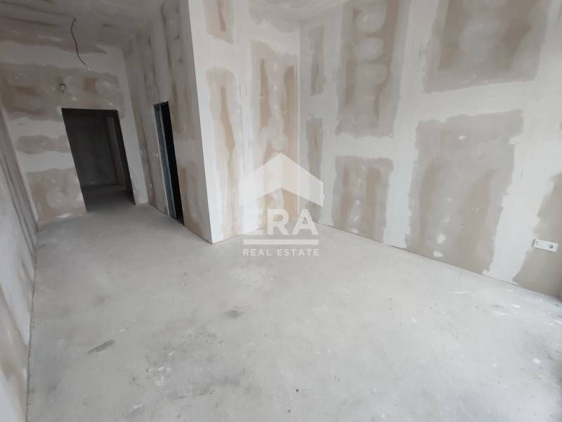 Продава се Тристаен апартамент в Варна, Чайка - 175 кв.м за 1200 €/кв.м - Снимка #5