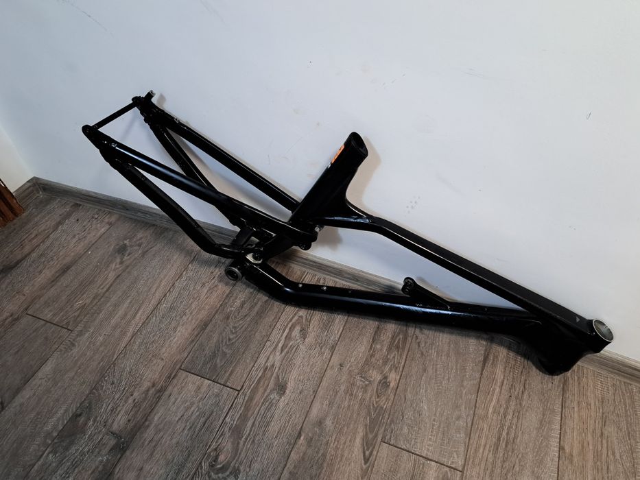Cadrul Canyon Torque L 27.5 – Enduro/Downhill, stare excelentă