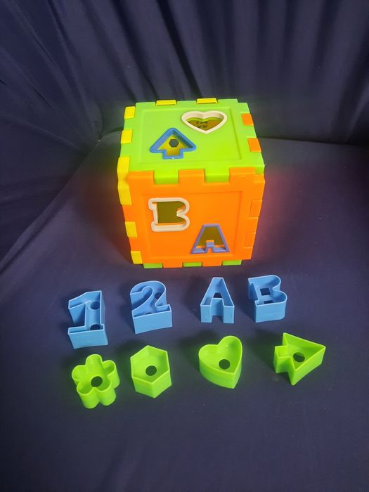 Jucarie Montessori de copil