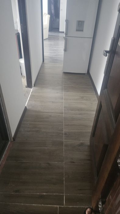 Inchiriez apartament zona centrala