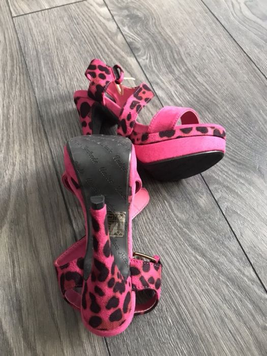 Sandale roz animal print MARIME EXTREMA adulti 32