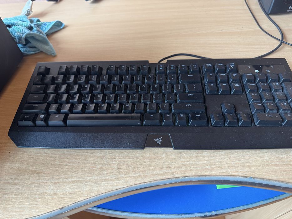 Set gaming PC+tastatura+monitor+mouse