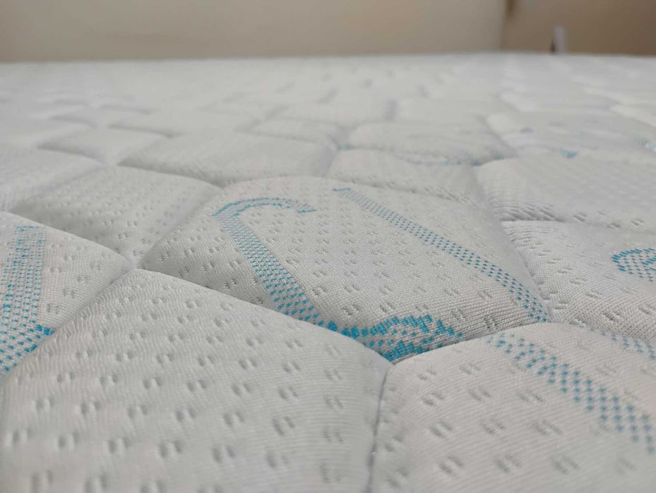 Матрак Тирена флекс 180/200 в идеално състояние, двулицев