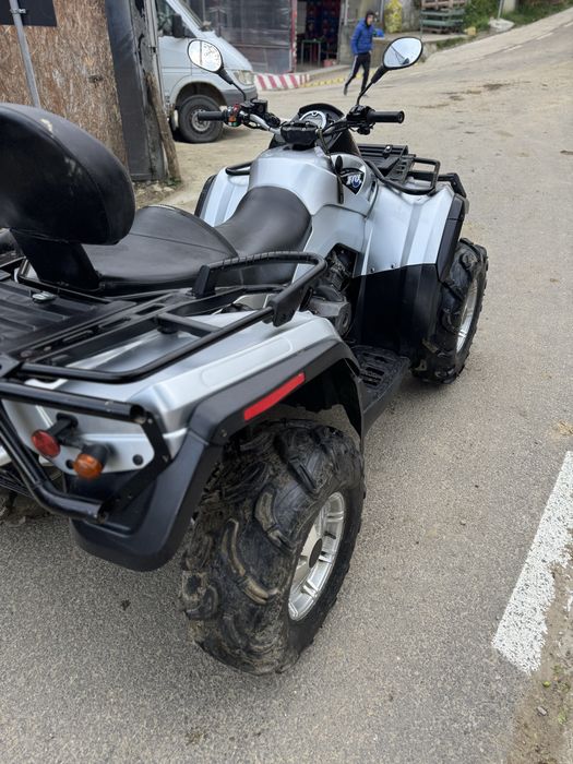 Can am Outlander Max 800R / 2011 / Servo / Nr. Negru / 8000km