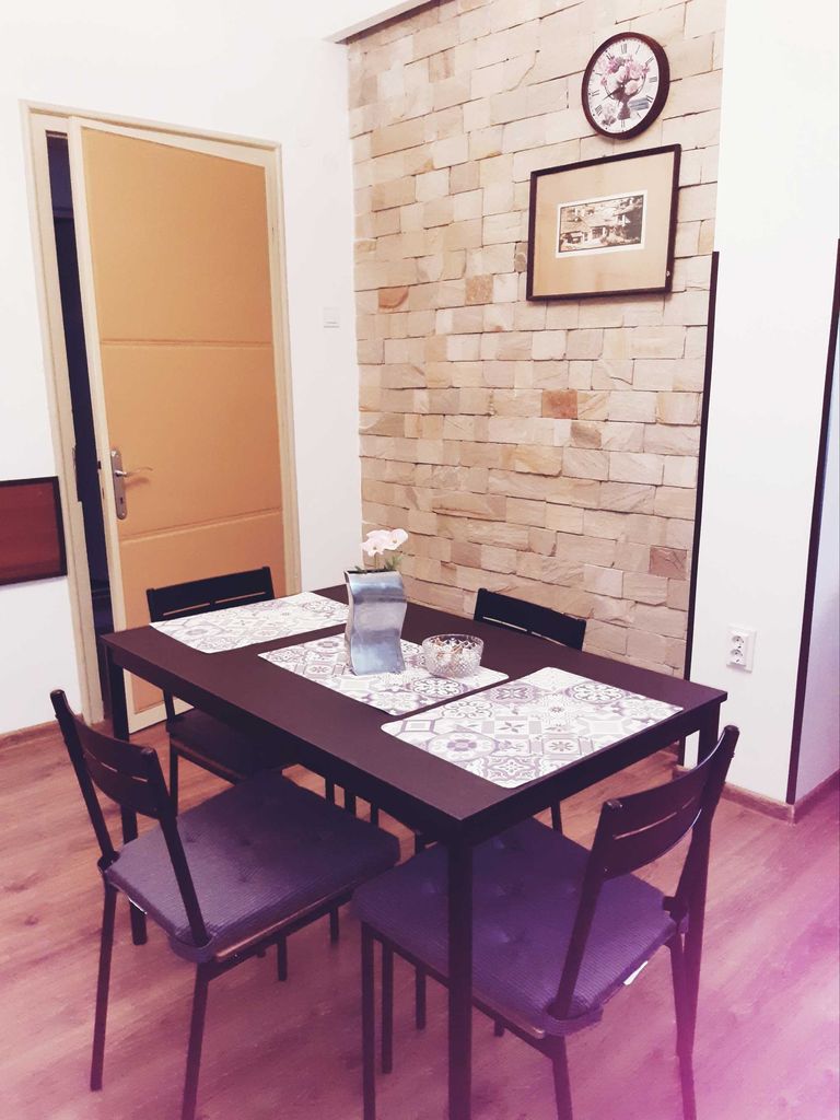 Дава се под наем Тристаен апартамент в Варна, Гръцка махала - 70 кв.м за 800 € - Снимка #5