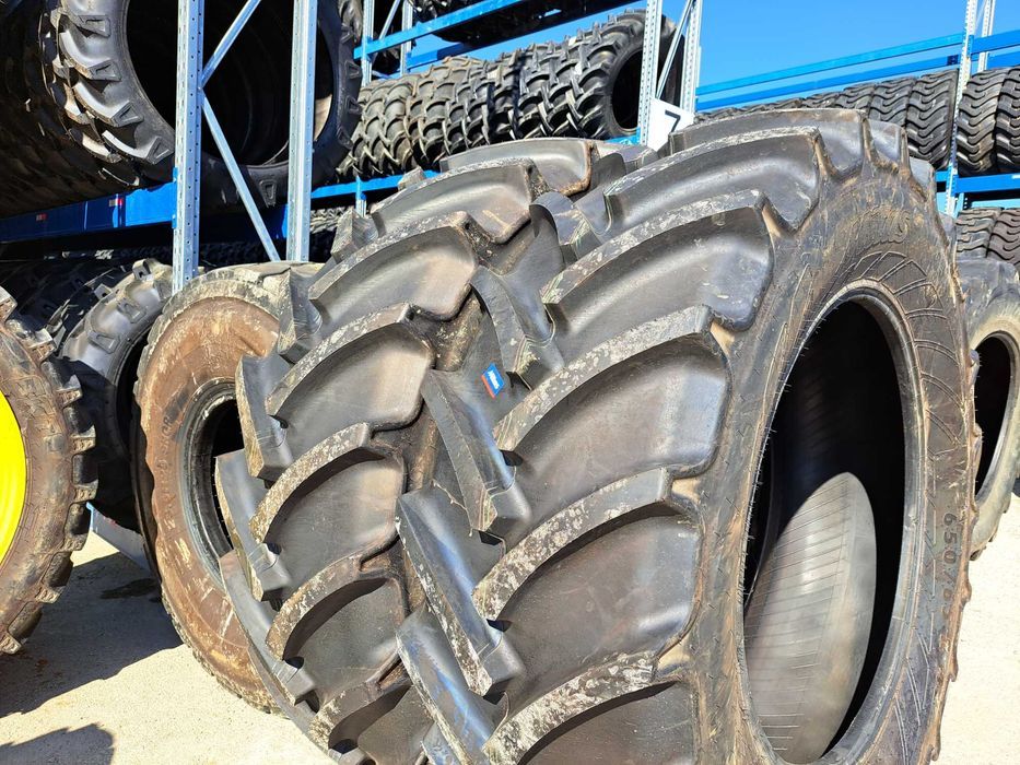 Cauciucuri noi 650/65R42 MITAS anvelope radiale TRACTOR CASE