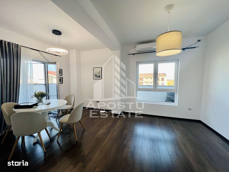 Apartament cu trei camere , decomandat , cu terasa ,in Giroc