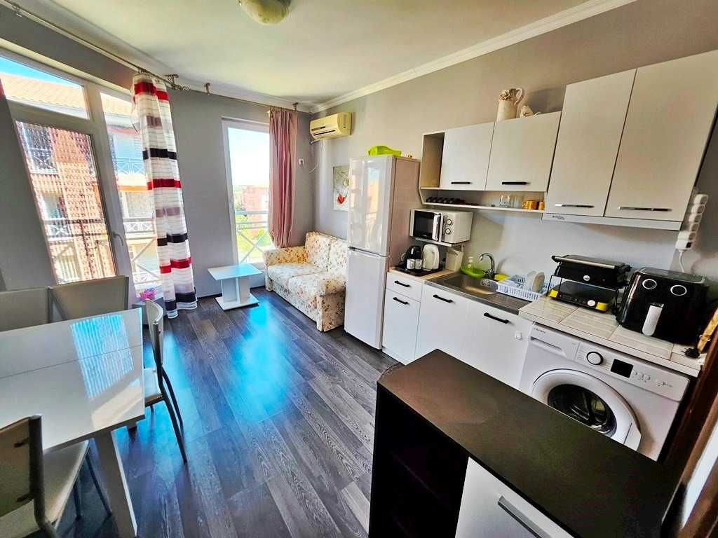 Продава се Двустаен апартамент в к.к. Слънчев бряг - 40 кв.м за 1088 €/кв.м - Снимка #3