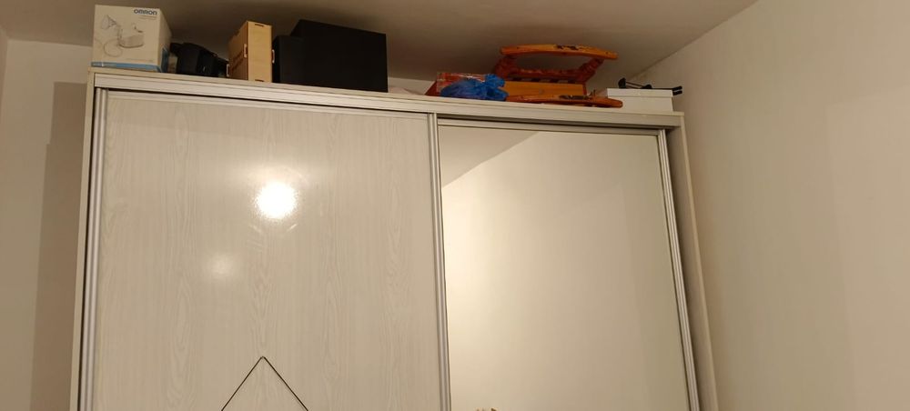 Шкаф купе жағдайы жақсы