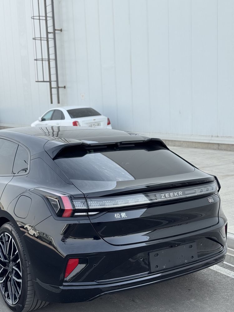 Zeekr 001 you z-sport diska, с пробегом