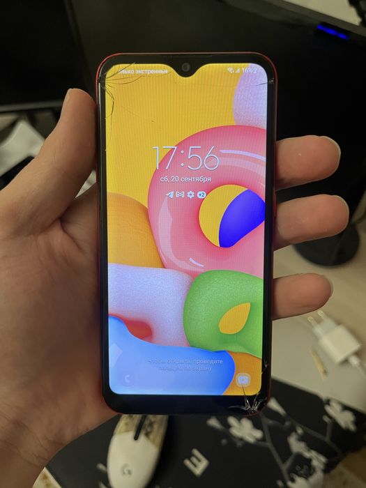 Продам Samsung A01 срочно
