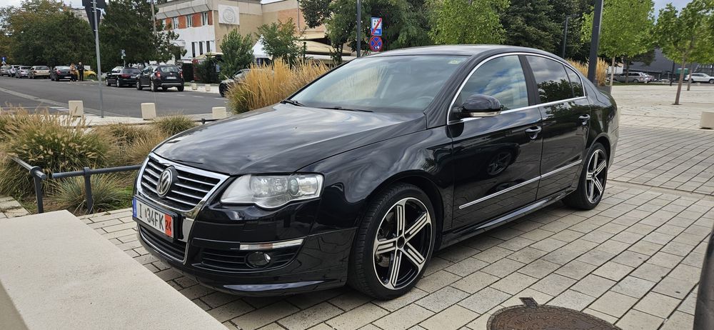 Volkswagen Passat R-Line DSG Acc distronic