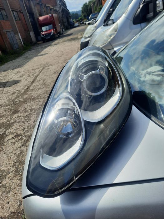 far porsche cayenne 2011-2015