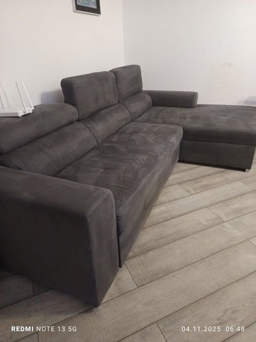 Ъглов диван с функция сън
