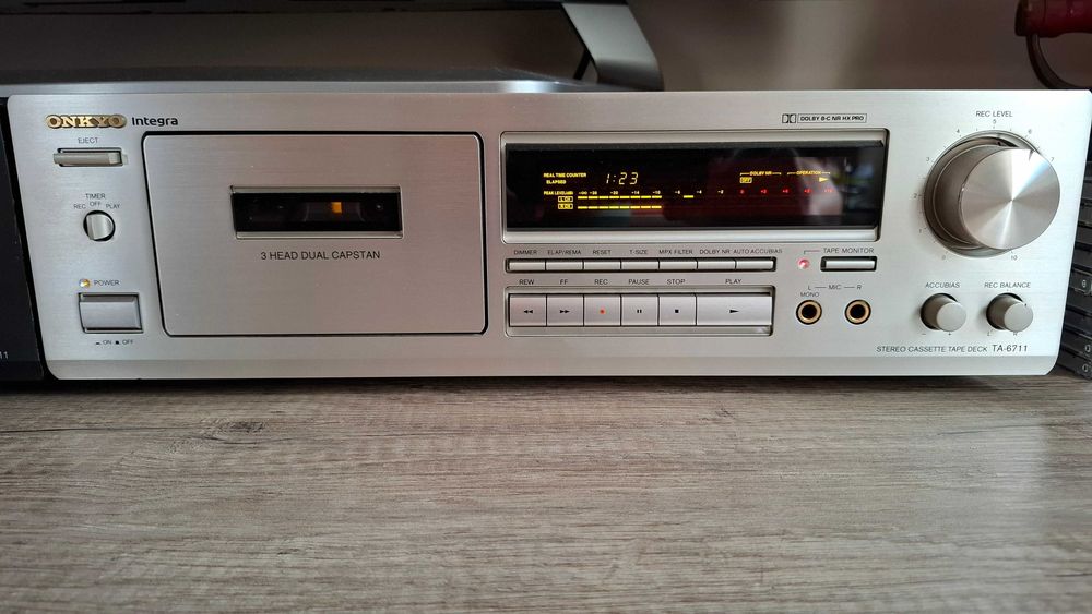 ONKYO INTEGRA componente linie clasa superioara