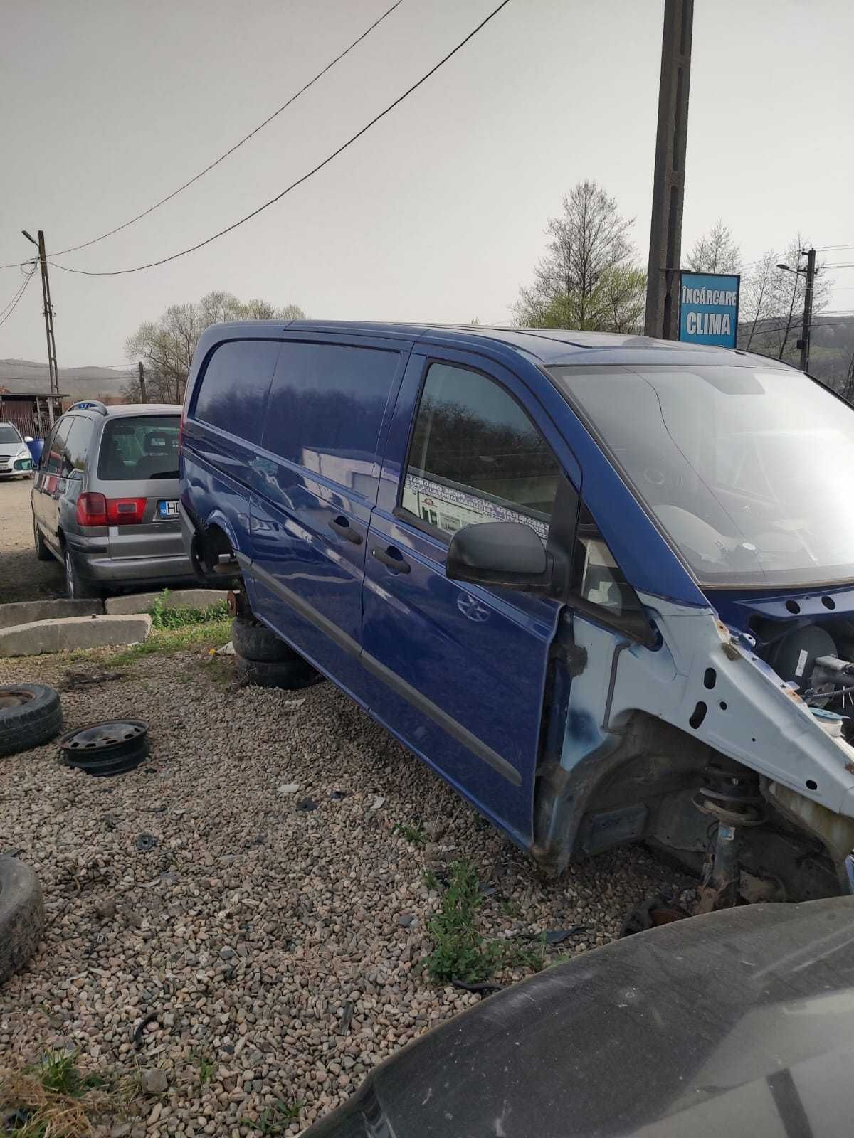 Dezmembrez Mercedes Vito 2011 motor 2.2 cdi 
Euro 5