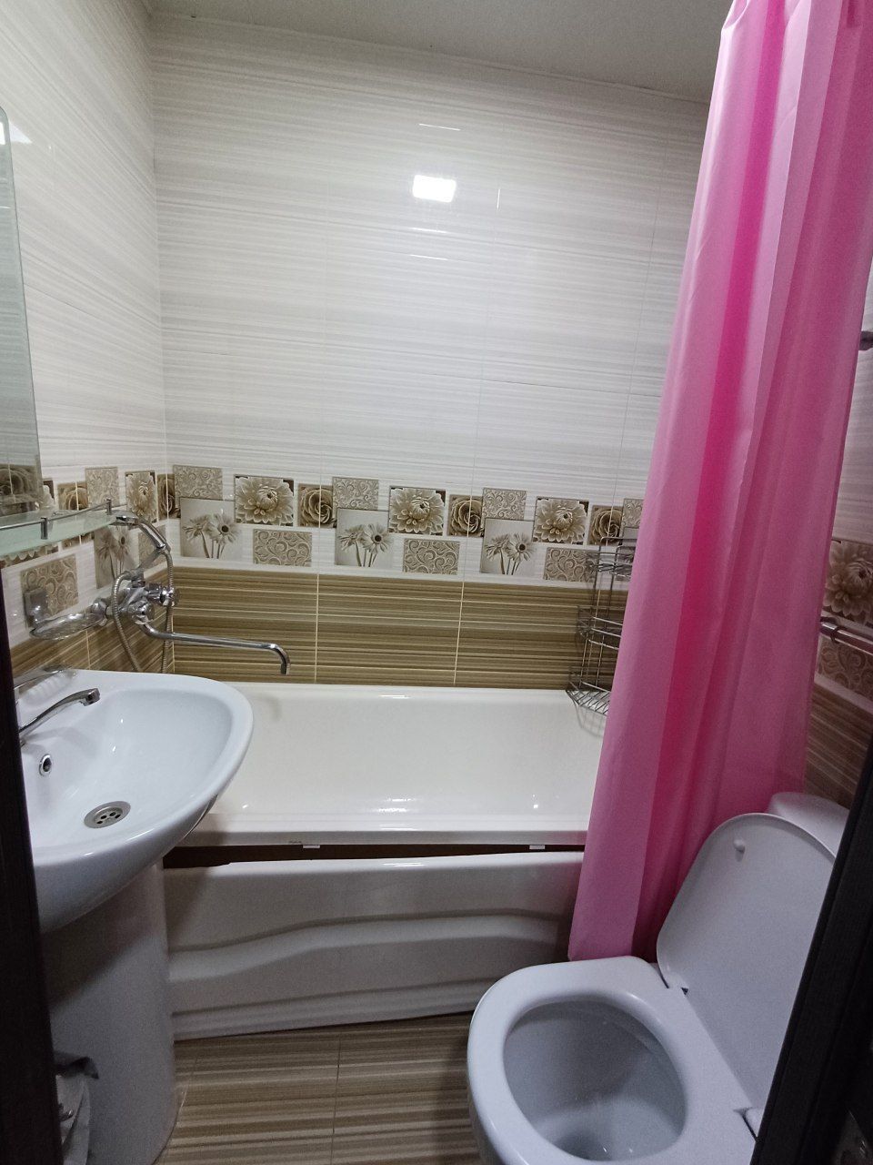 Sotiladi квартира Мирабад Абдурауф Фитрат 1//4//5 с обстановкой