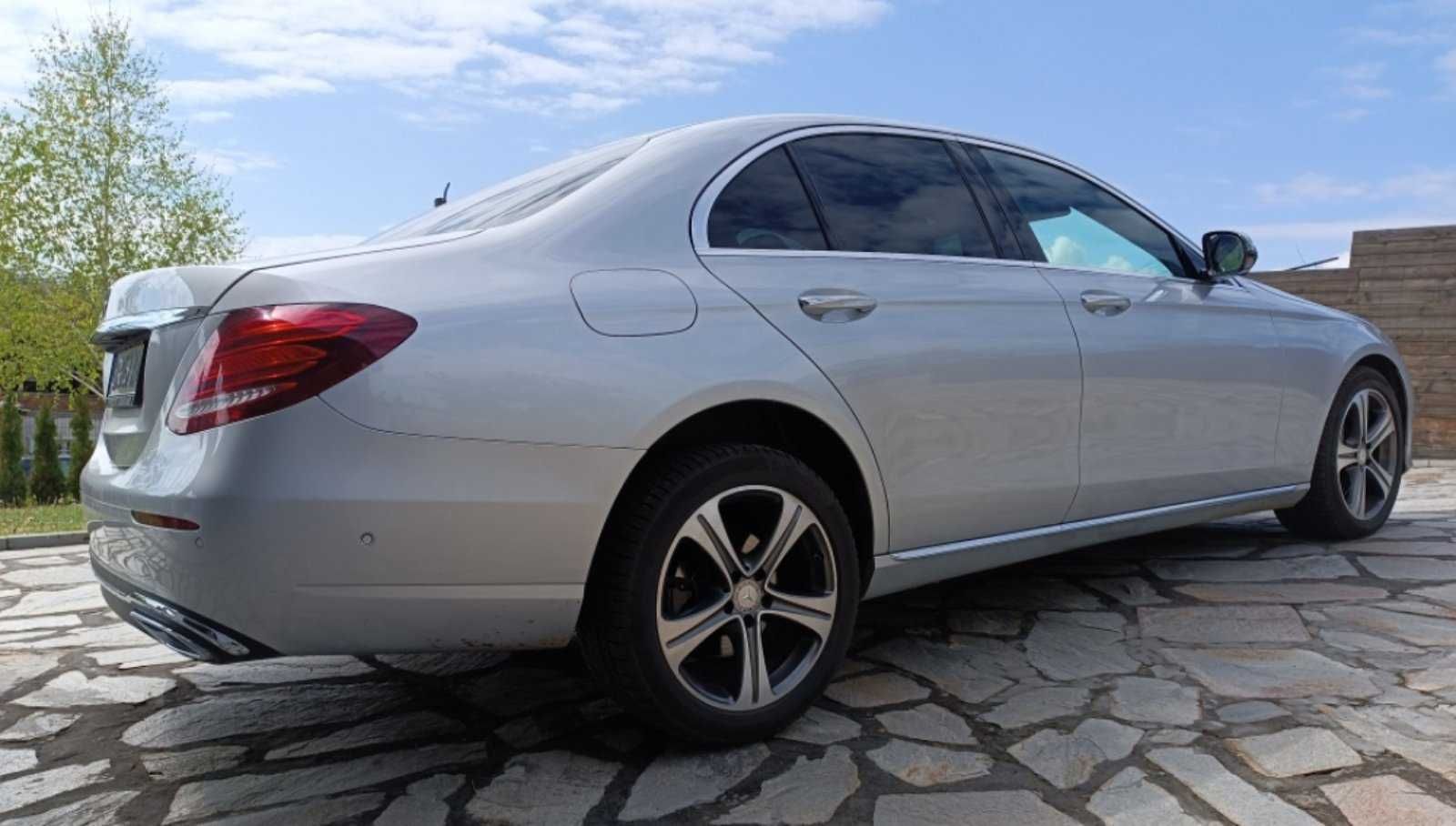 Mercedes-Benz  E220 D