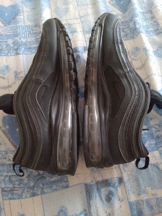 Vând pantofi sport Nike