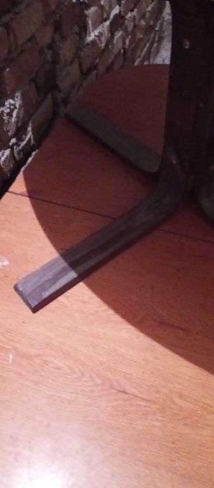 Дървена маса диаметър 60 см