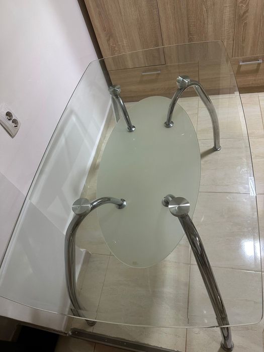 Vand Masa din Sticla